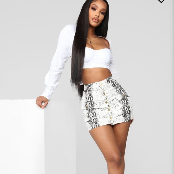 Mini skirt - Picture 2 of 3